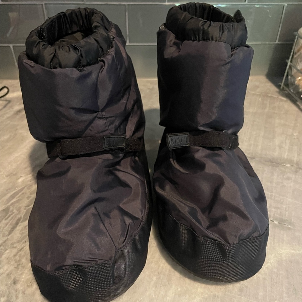 Bloch kids ballet warm up boot/slipper